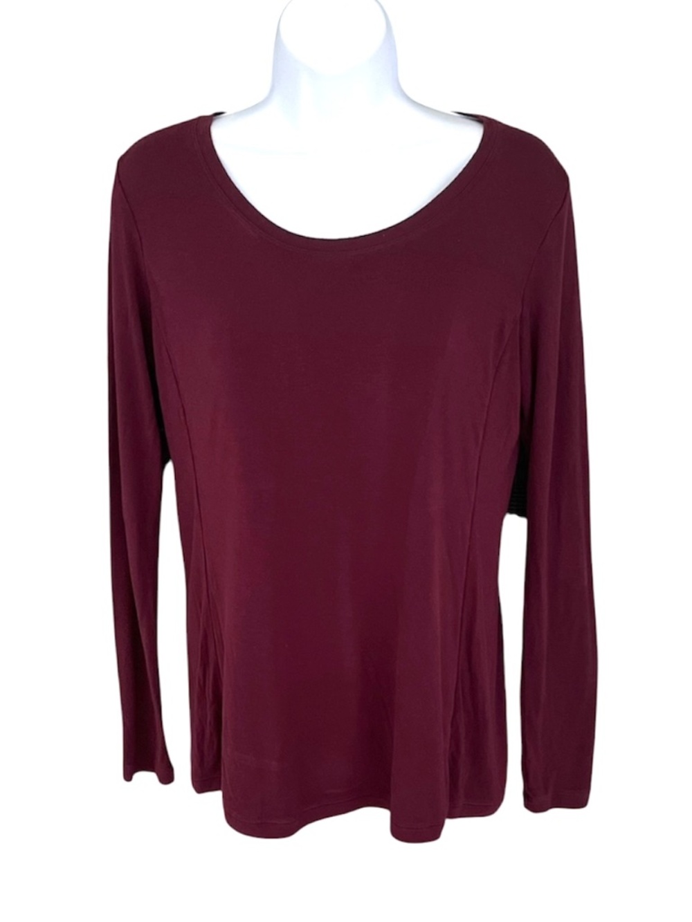 Cabi burgundy scoop neck long sleeve knit long sleeve top, size XS.